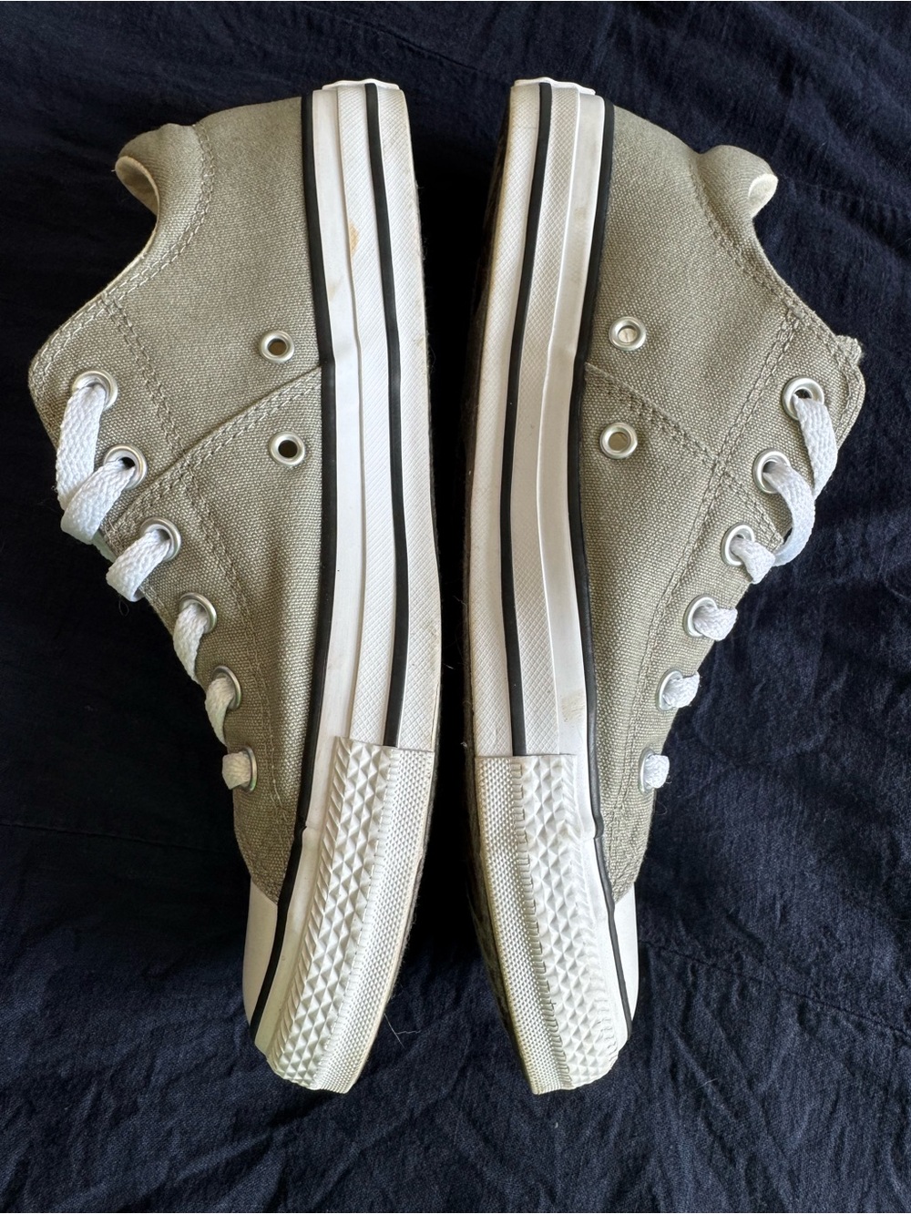 Converse All Star Low Top Sneakers Gray & White Womens Size 9 - Picture 3 of 8
